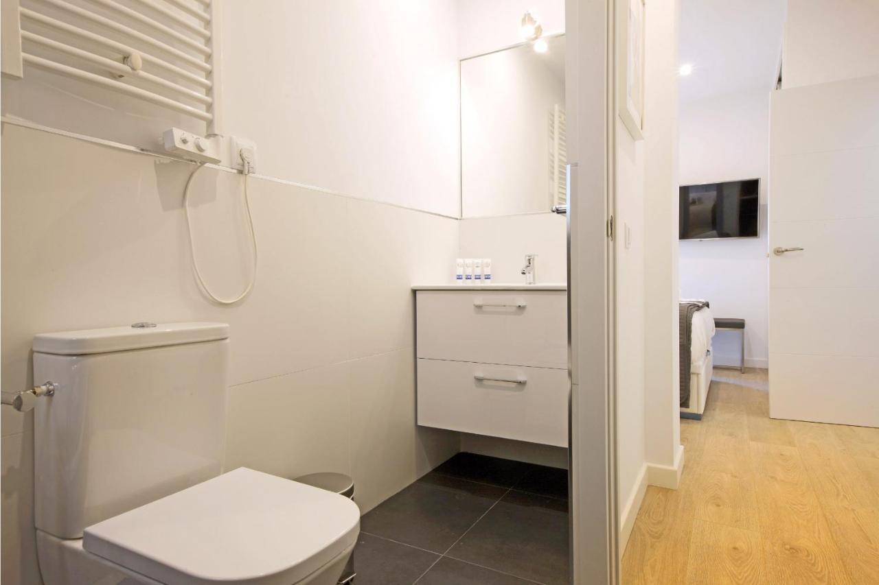 Sofia Suites Madrid Bagian luar foto