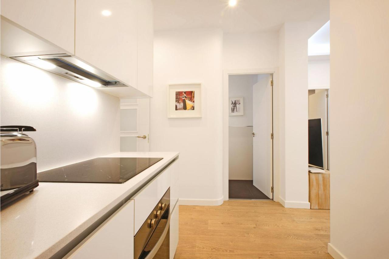 Sofia Suites Madrid Bagian luar foto
