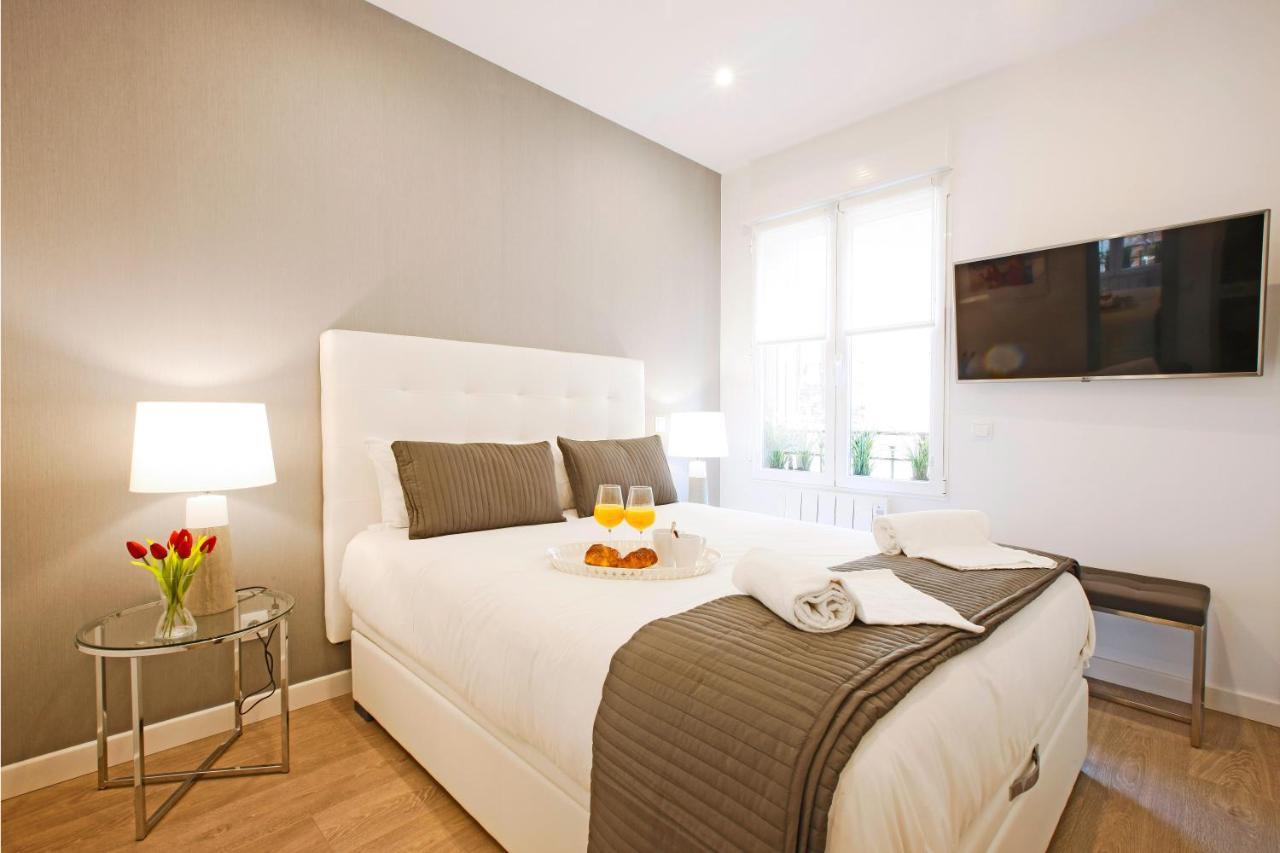 Sofia Suites Madrid Bagian luar foto