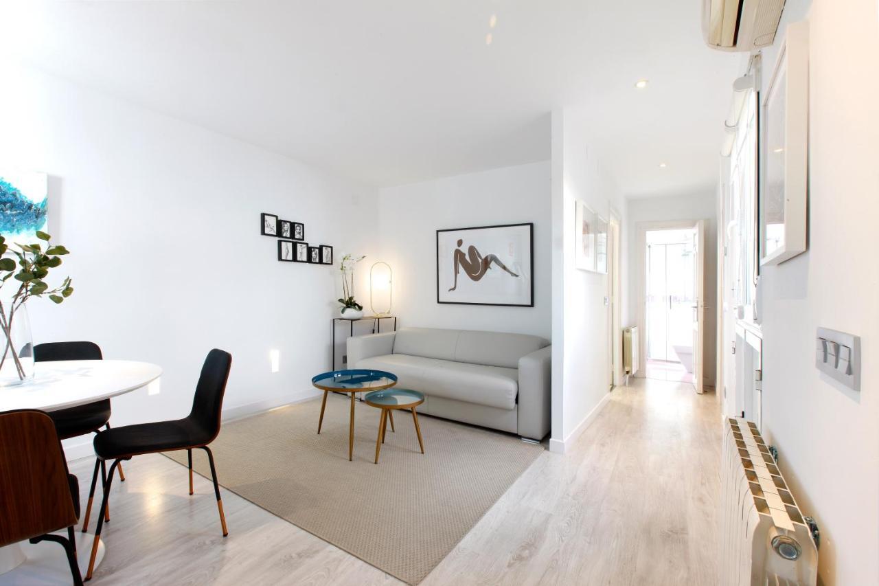 Sofia Suites Madrid Bagian luar foto